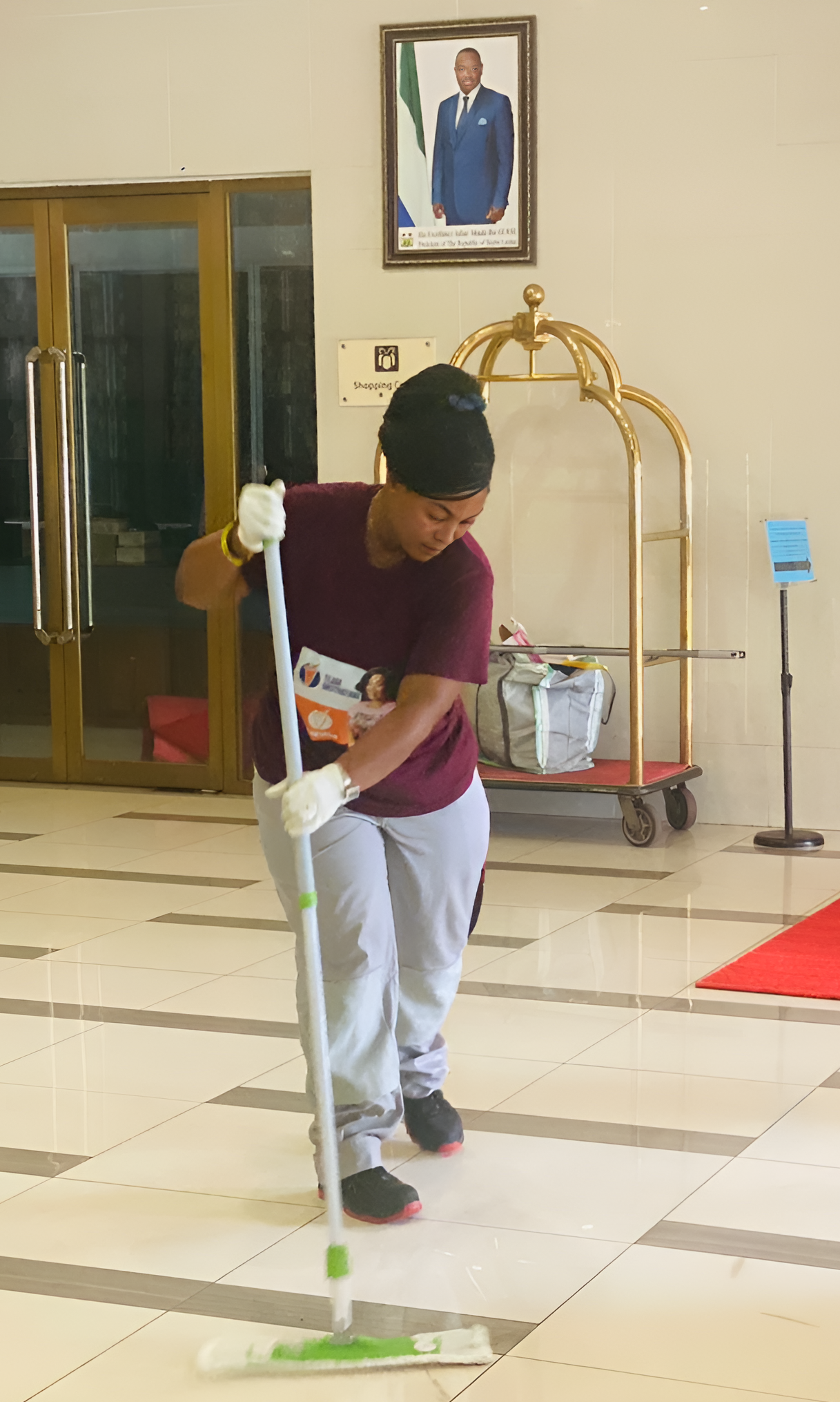 Cleaning Hotel